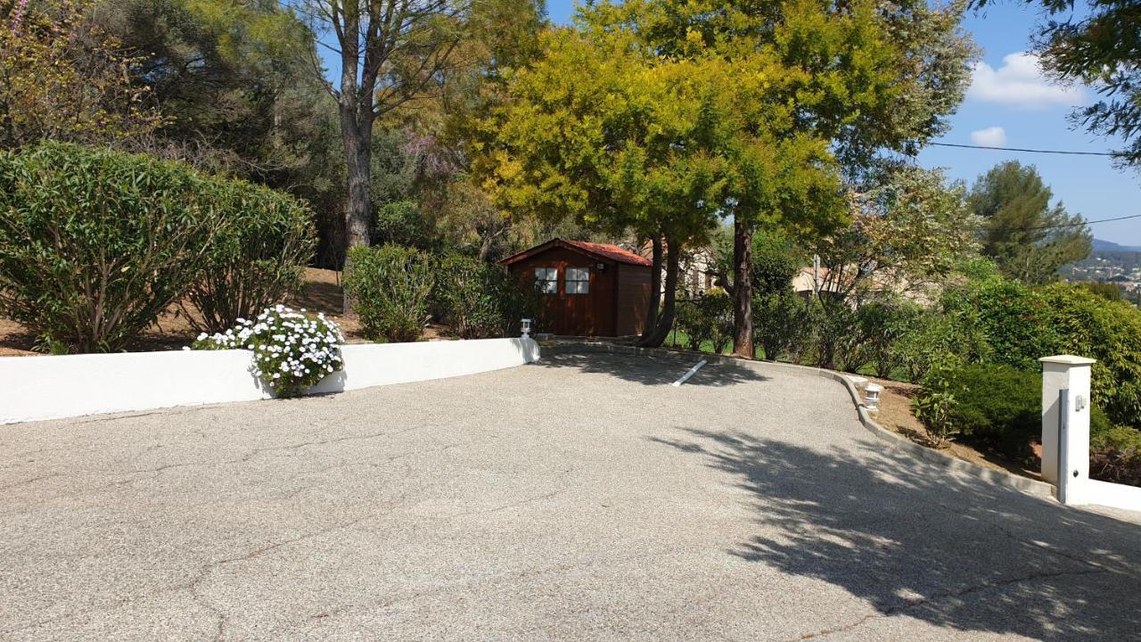La Villa D'Olivene Cuers Eksteriør bilde
